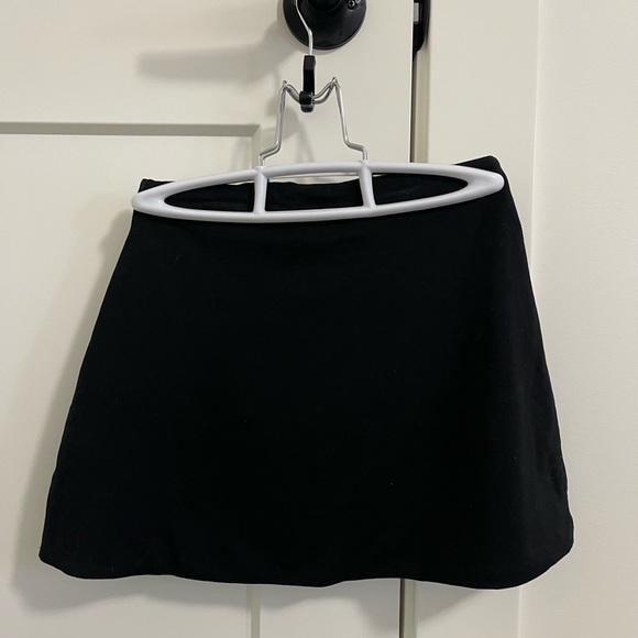 BRAND NEW OH POLLY SKIRT - Picture 2 of 3